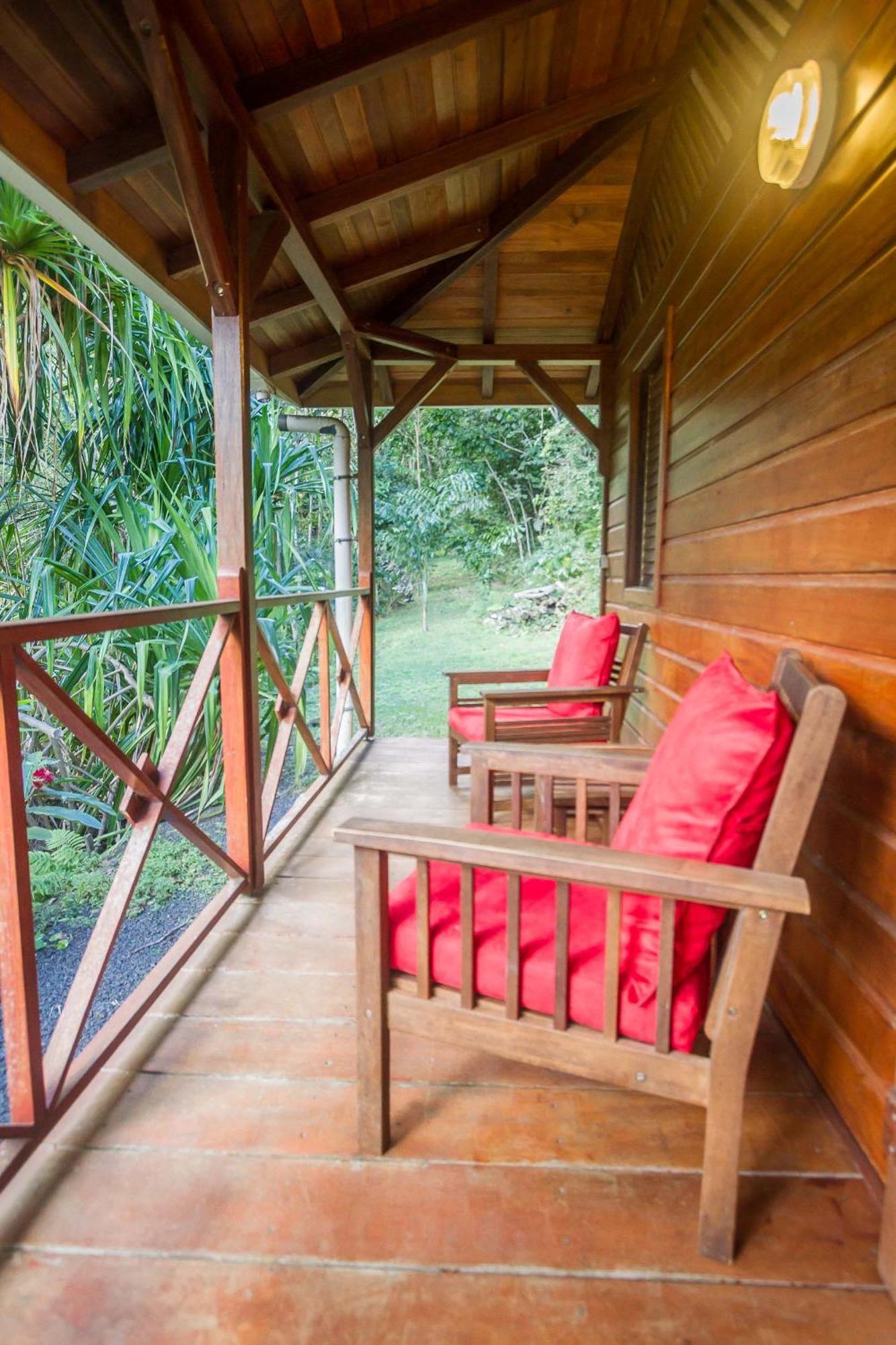 Ecolodges Karet Deshaies Exterior foto