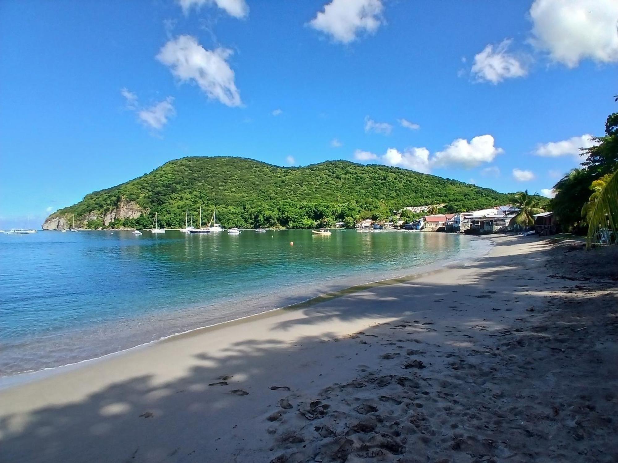 Ecolodges Karet Deshaies Exterior foto